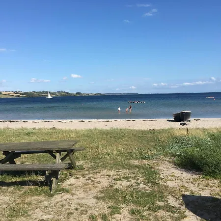 Ferienhaus Two-bedroom For 6 In Vemmingbund Broager