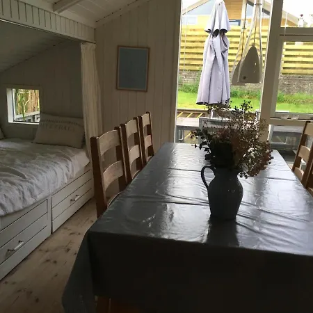 Ferienhaus Two-bedroom For 6 In Vemmingbund