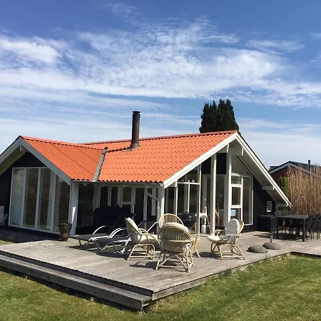 Two-bedroom For 6 In Vemmingbund Ferienhaus Broager